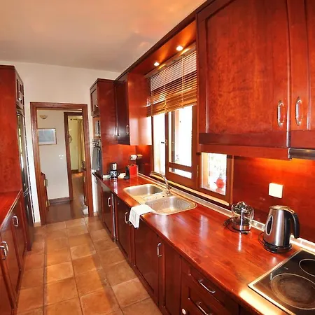 Postatiko Corfu * Kynopiástai