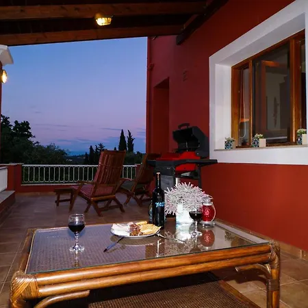 Postatiko Corfu Vakantiehuis Kynopiástai